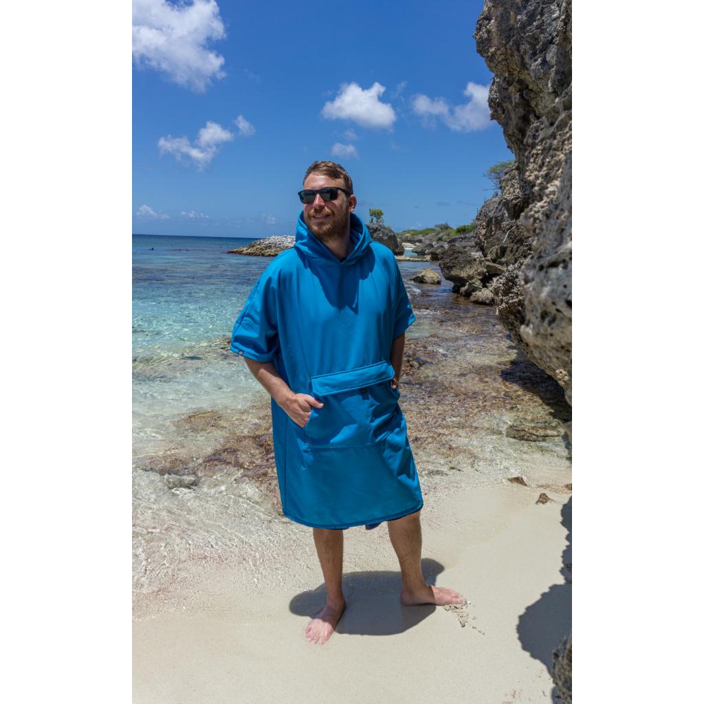 BEACH PONCHO | Lyseblå