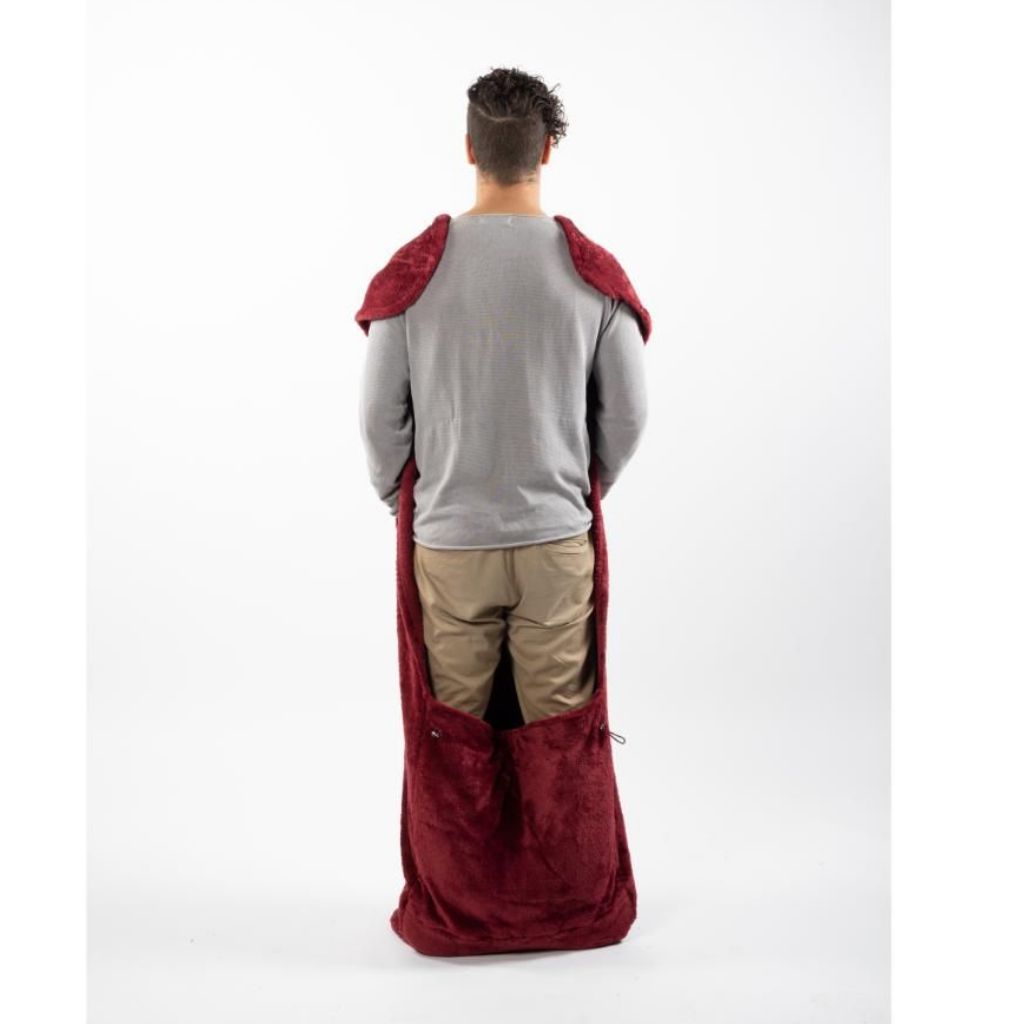 SOFT | Ultrablødt tæppe med fodlomme | Rød